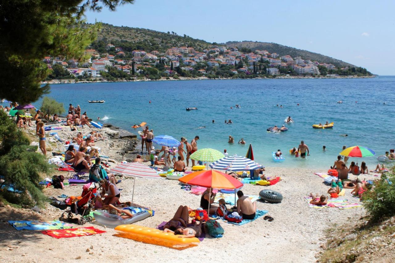 Apartments With A Parking Space Mavarstica, Ciovo - 17803 Trogir Exterior photo