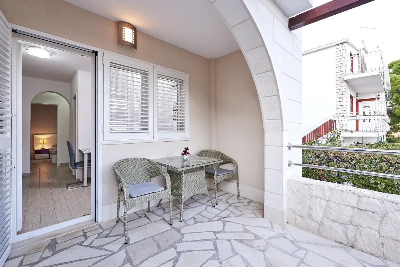 Apartments With A Parking Space Mavarstica, Ciovo - 17803 Trogir Exterior photo